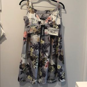 NWT Boohoo Two Piece Floral Skirt Set